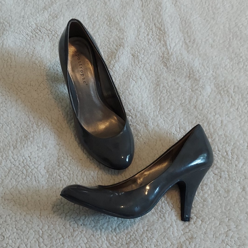 NWOT Grey Heels